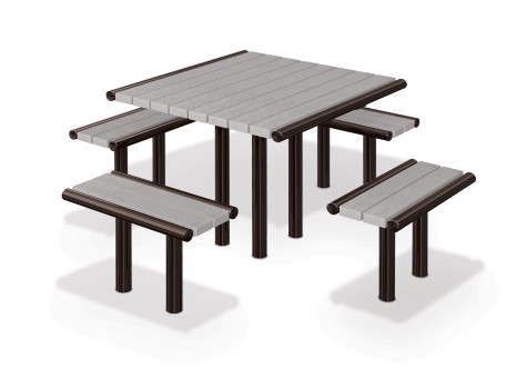 CM-4 recycled plastic table